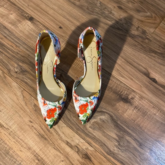 Jessica Simpson Shoes - Jessica Simpson floral print heels 6